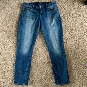 Sold❤️LUCKY BRAND LOW RISE JEANS